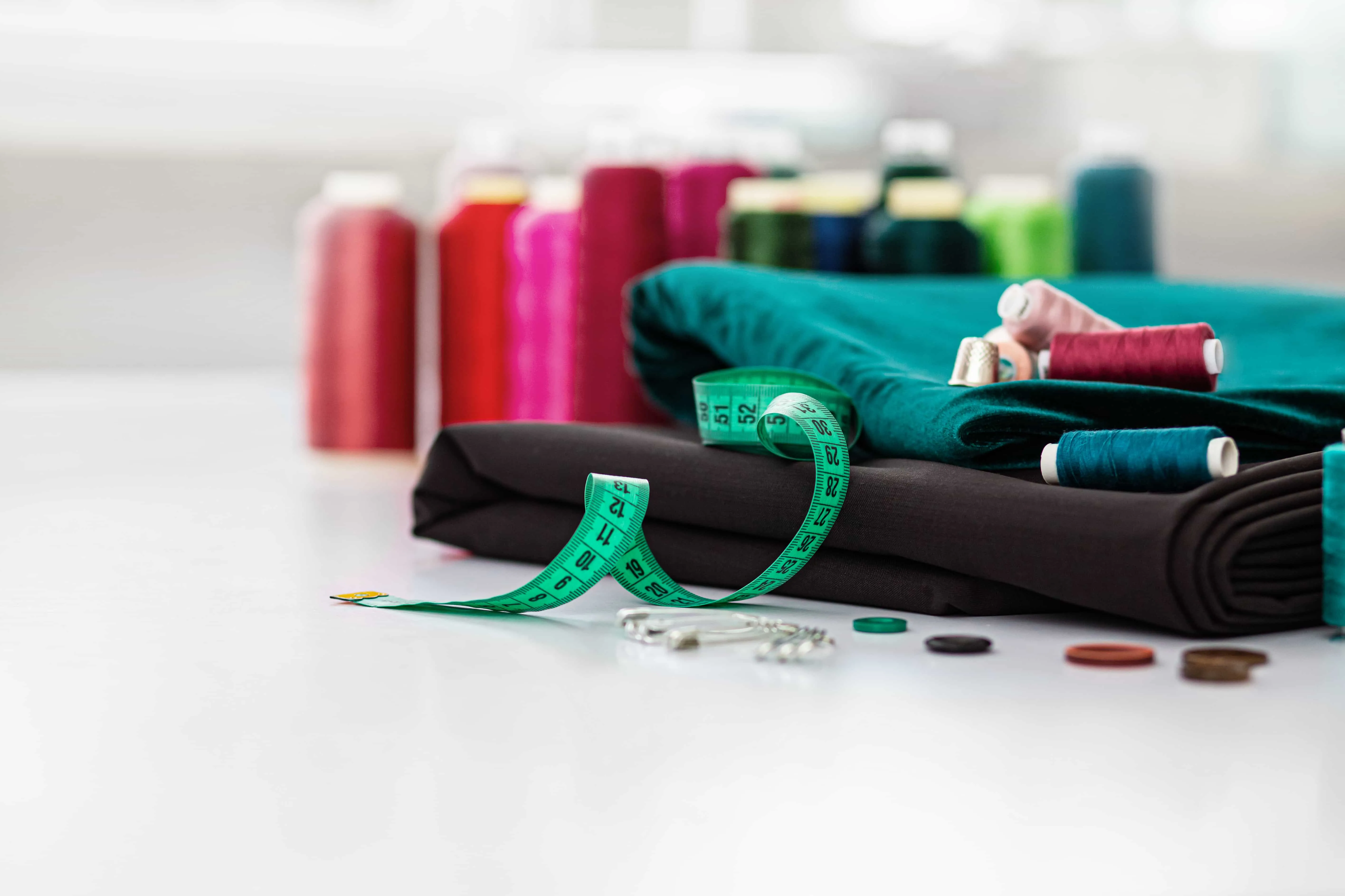 Elbise Diken Kişiye Ne Denir?